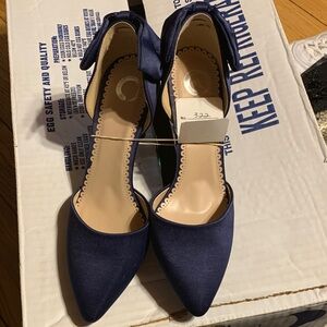 Journee Collection Navy Pointed Toe Ankle-Strap Heels with Bow new
